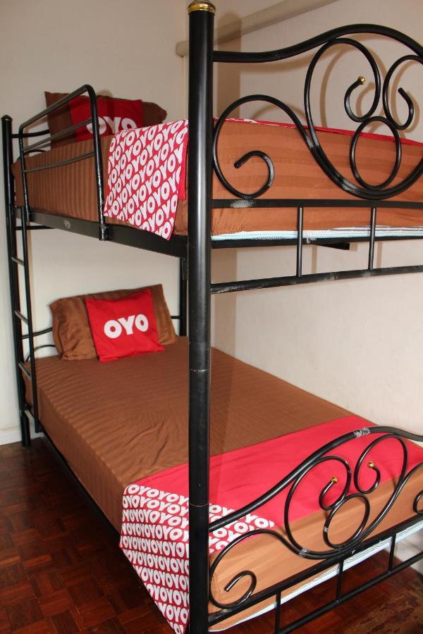 The Twins Hostel Бангкок Экстерьер фото