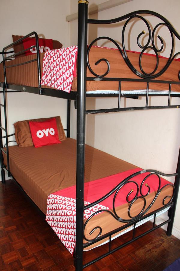 The Twins Hostel Бангкок Экстерьер фото