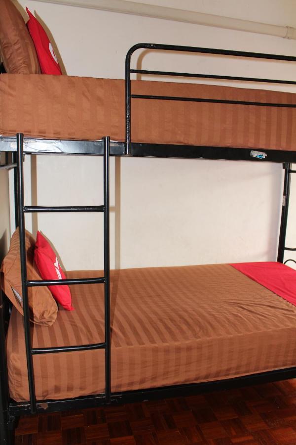 The Twins Hostel Бангкок Экстерьер фото