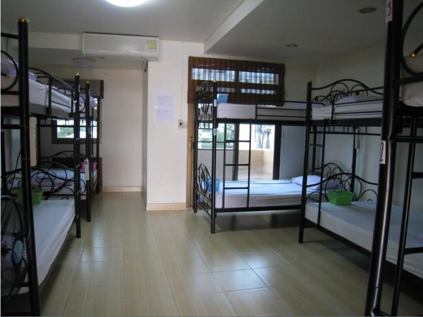 The Twins Hostel Бангкок Экстерьер фото