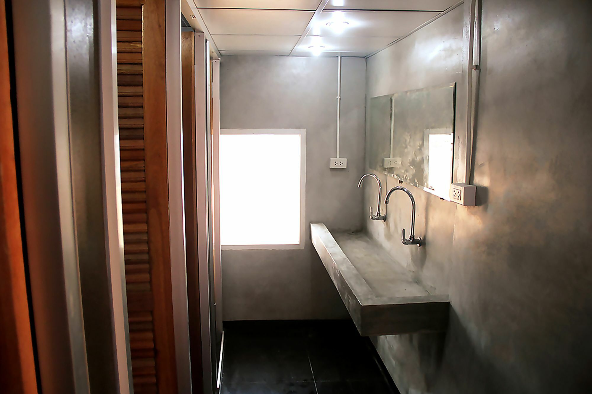 The Twins Hostel Бангкок Экстерьер фото